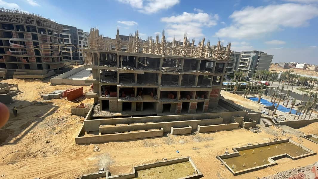 13 b07f88f6-6d75-40e3-8678-62a7e2fa9fbd. jpg