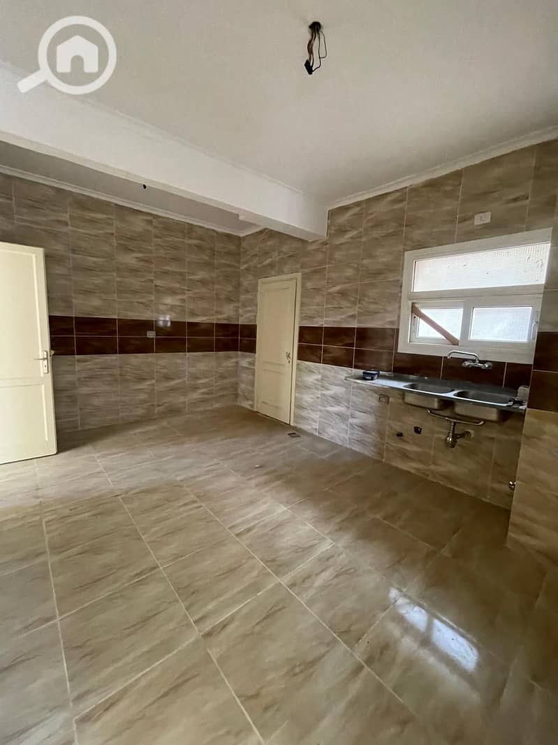 6 3b99d961-98d9-447c-bfd1-be671667f1f8. jpeg