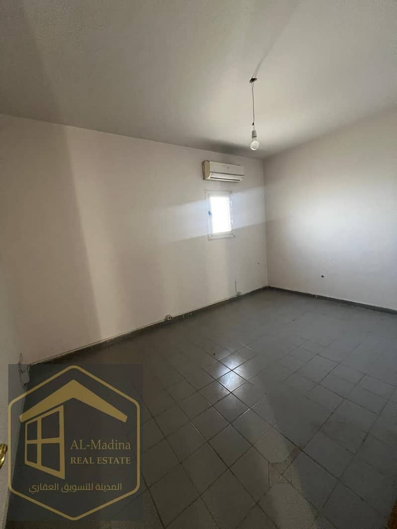 5 WhatsApp Image 2025-12-03 at 13.55. 04 (1). jpeg