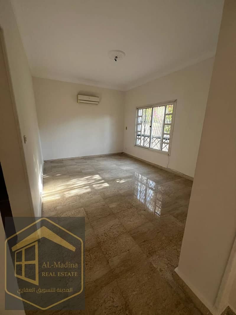 6 WhatsApp Image 2025-12-03 at 13.55. 04 (2). jpeg