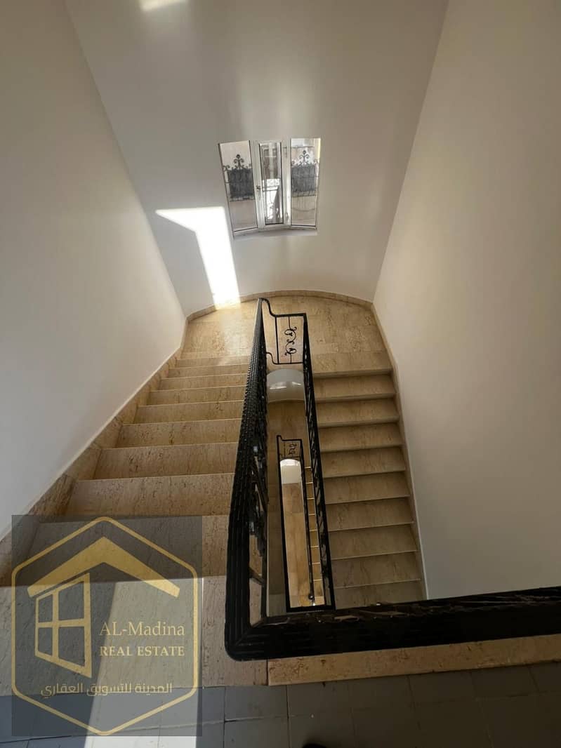 10 WhatsApp Image 2025-12-03 at 13.55. 07 (2). jpeg