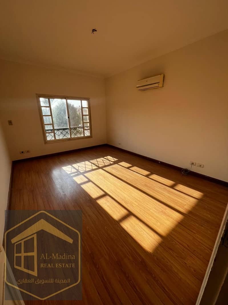 12 WhatsApp Image 2025-12-03 at 13.55. 08 (2). jpeg