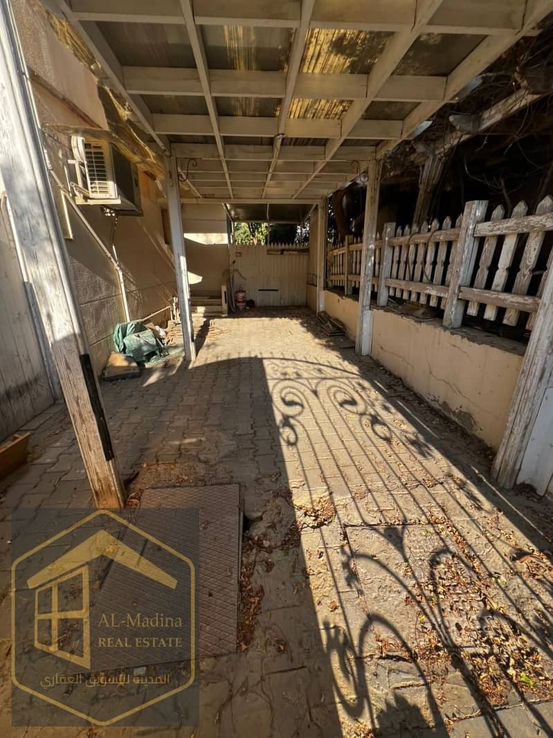 15 WhatsApp Image 2025-12-03 at 13.55. 11 (2). jpeg