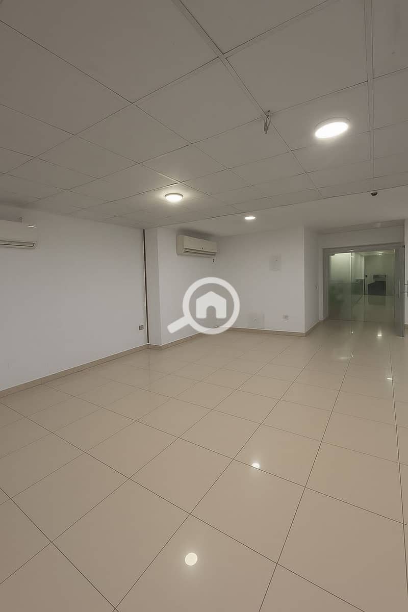 3 2aab65ef-f364-404b-9dd3-66d2a254912e. jpg