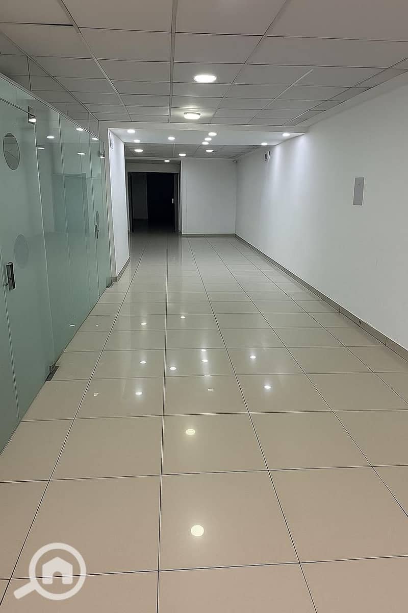 11 a7048fdf-883e-4158-afdf-7fa64868d22a. jpg