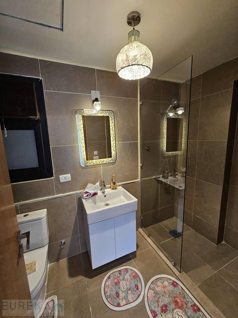 7 2518377c-5afd-4664-a308-e2cbbc8ad5e4. jpeg