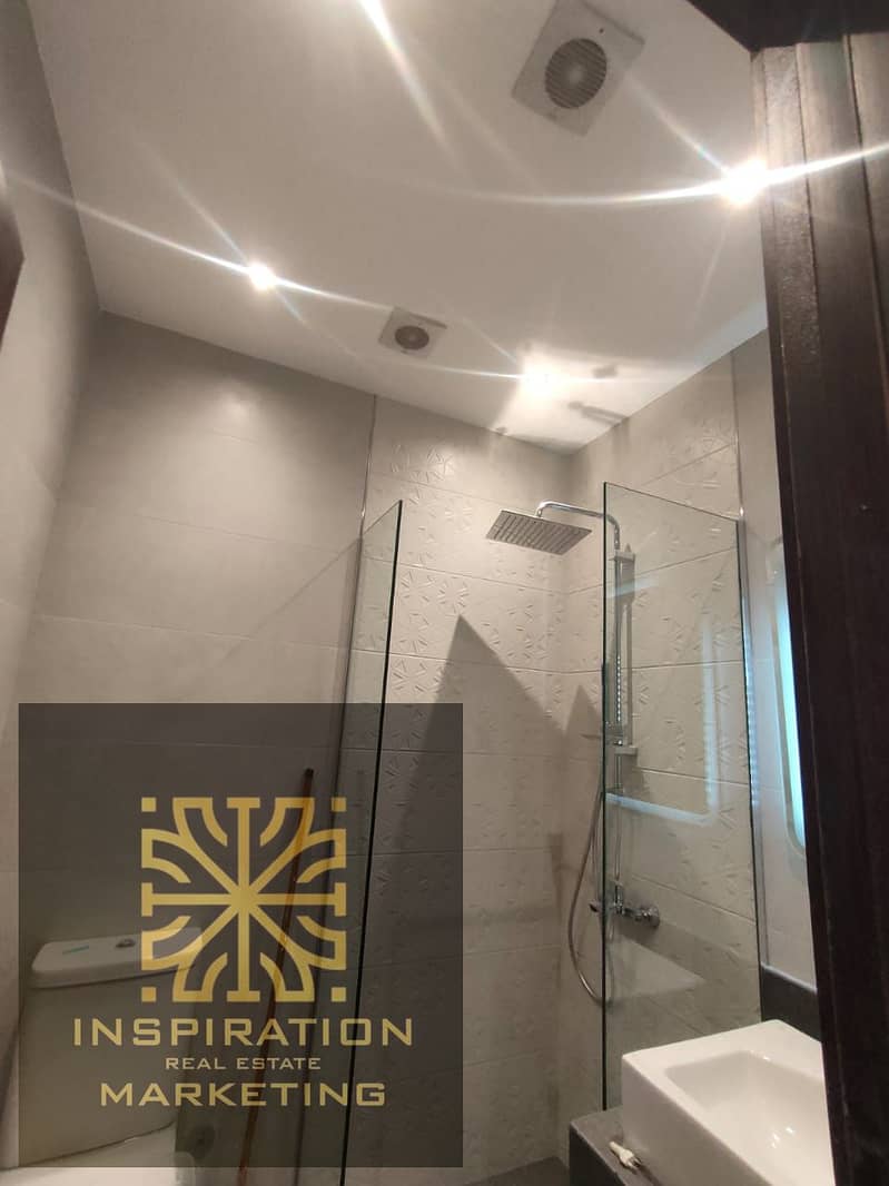 8 83749699-04a5-4f59-bbca-a9f5f111bdea. jpeg