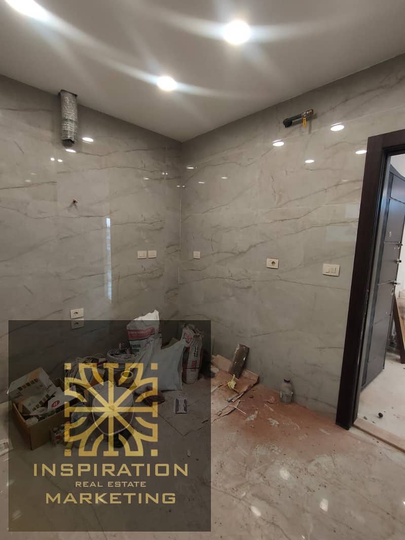 10 b793883f-8b86-47f2-8116-5775674b8c20. jpeg