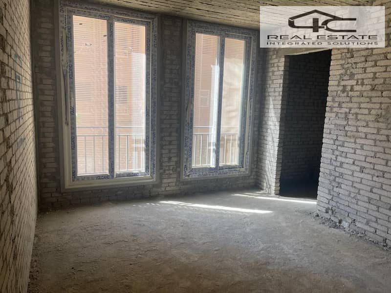 6 WhatsApp Image 2025-12-03 at 10.32. 27 AM (5). jpeg