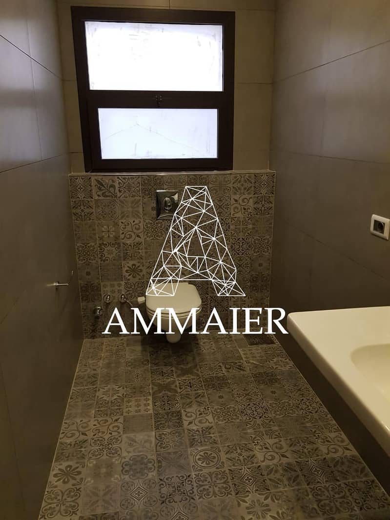 4 f761bbb0-e715-4b15-a8cc-b20ade858008. jpg