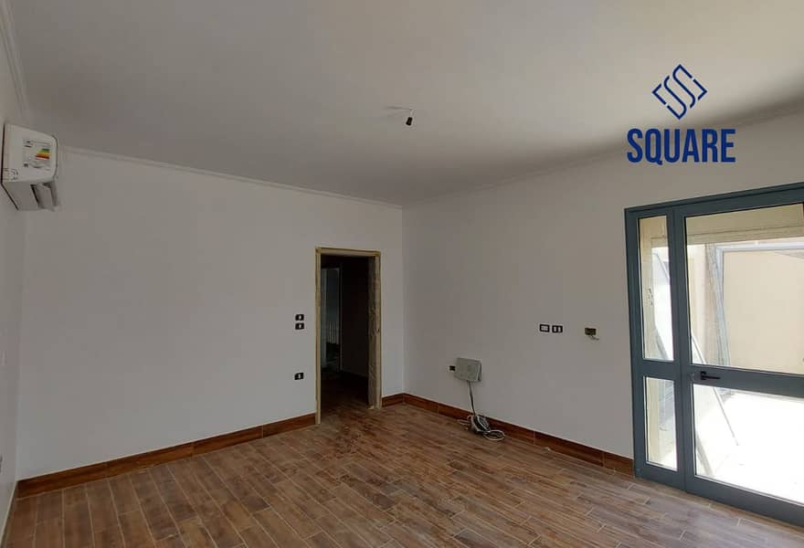 10 57c56916-704f-498d-a4df-990f3a18f1e8. jpg