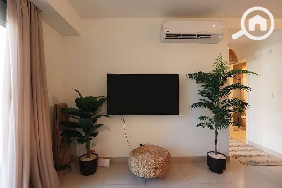 4 WhatsApp Image 2025-11-27 at 18.24. 21_9997aad5. jpg