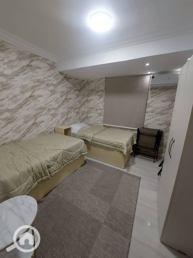 5 c4afe4b6-d20f-410b-afdf-8ce686afdc94. jpeg