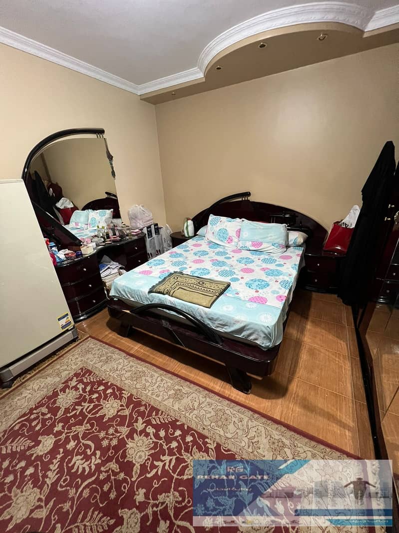 8 9ed42a10-337c-410d-9068-285a14f0fd53. jpg