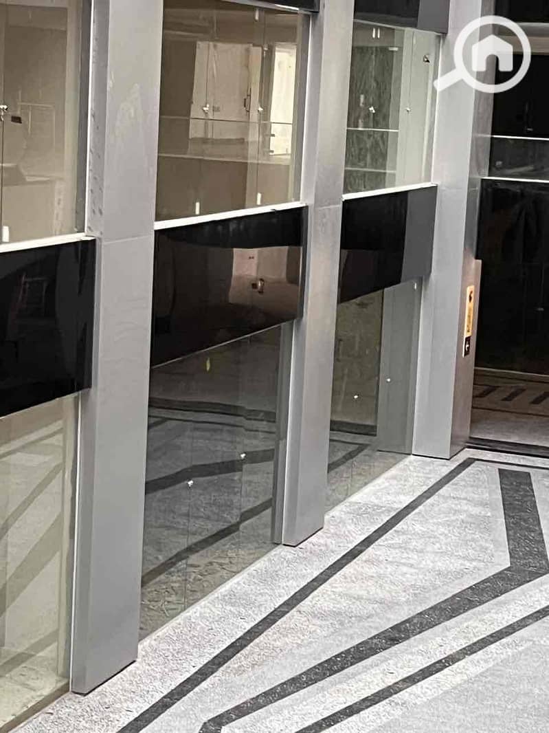 4 36d2c924-17f0-4821-a064-9ef09f1a55e7. jpg