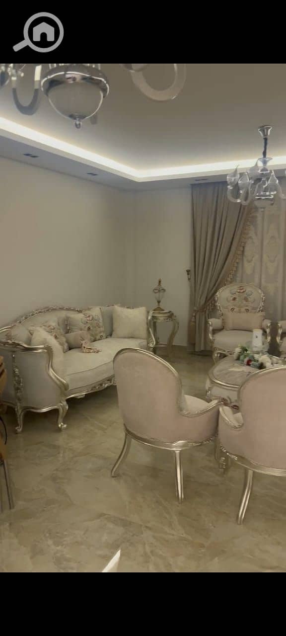 2 2db67fec-04dc-487f-8c5b-cf3e9f7cd913. jpeg