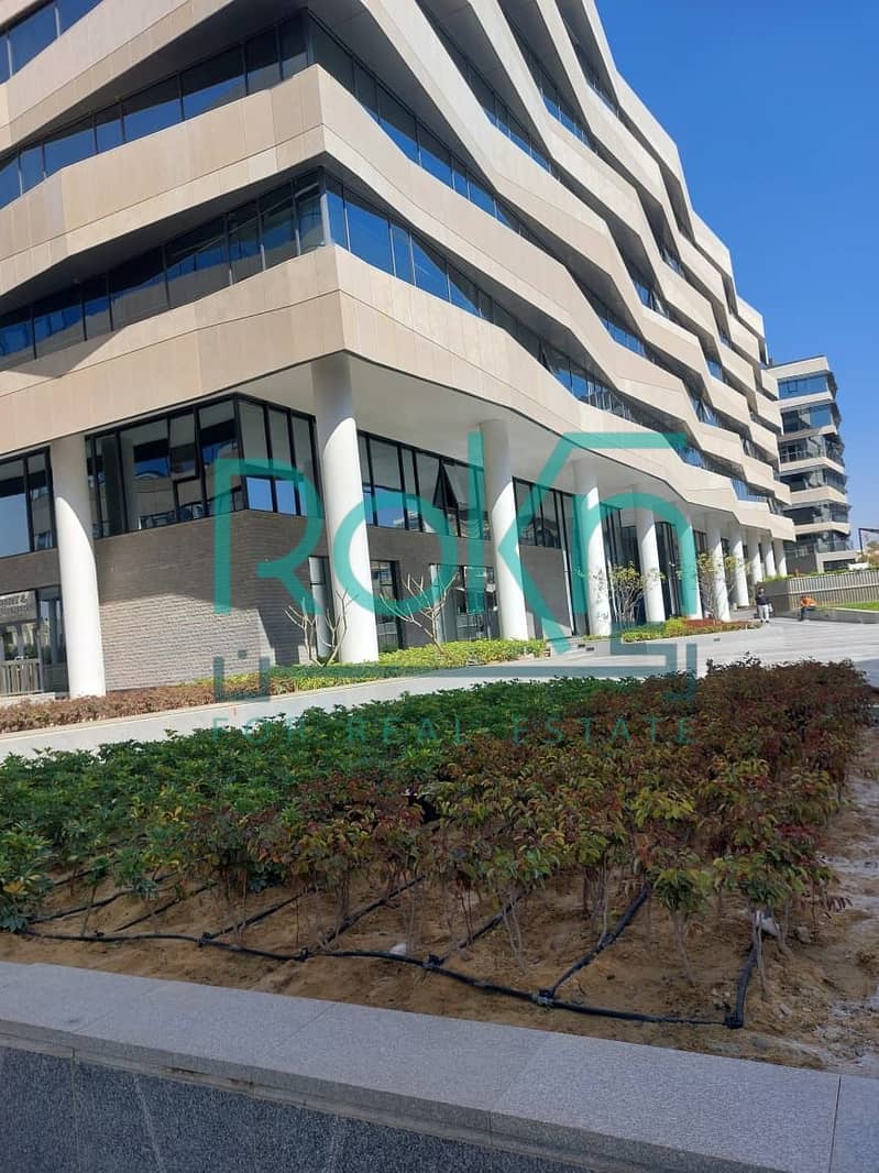 5 WhatsApp Image 2025-12-03 at 4.47. 47 PM (2). jpeg