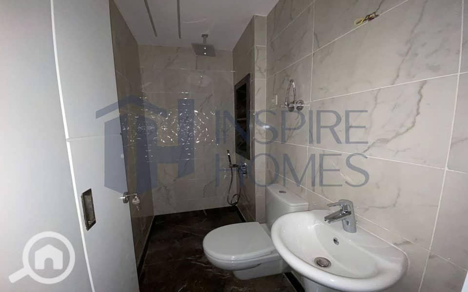 13 WhatsApp Image 2025-12-01 at 13.57. 16. jpg