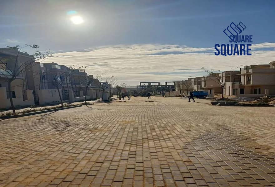 10 e743fcd0-55e6-461f-9c5d-0b3cf6ba1f87. png