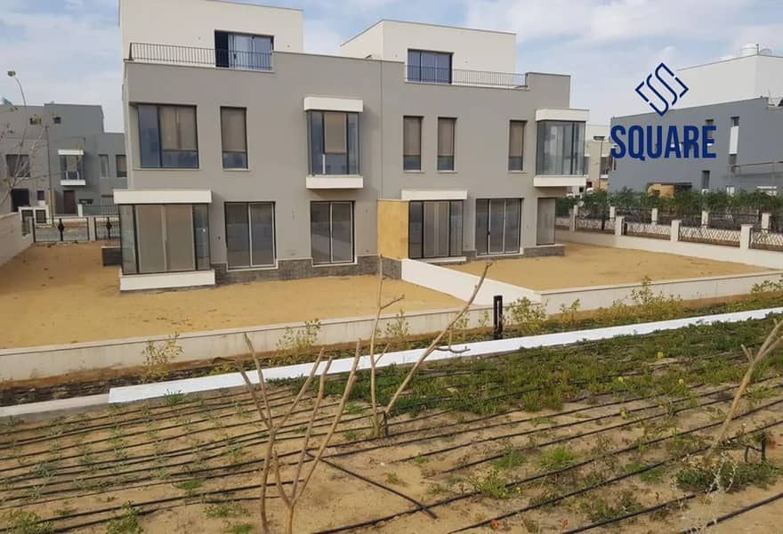 6 8233559-af3aco. jpg