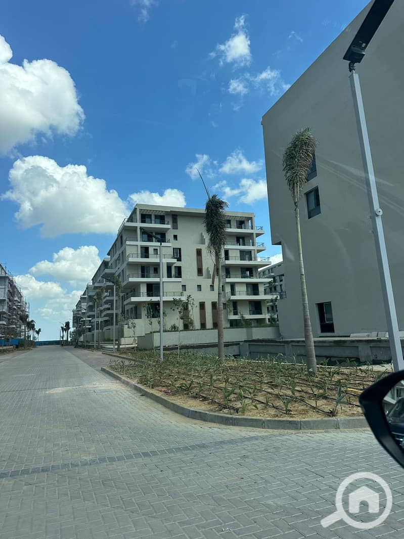 10 WhatsApp Image 2025-12-03 at 17.10. 54_e334924a. jpg