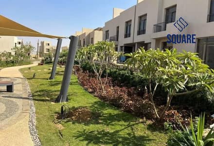 4 Bedroom Townhouse for Sale in 6th of October, Giza - 70f32512-ddb8-48dd-812a-c5970d285127. jpg 4 Bedroom Townhouse for Sale in 6th of October, Giza - 70f32512-ddb8-48dd-812a-c5970d285127. jpg