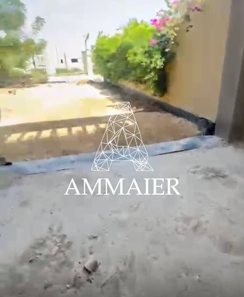 2 ec1a8715-6000-4d4b-b6b6-abe6b10f3f46. jpg