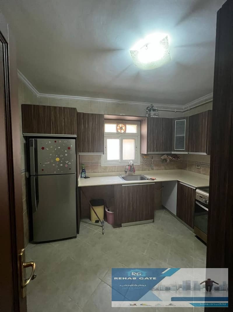 13 14d0c0b4-39ef-42e3-8337-412c1e4fc5cd. jpg