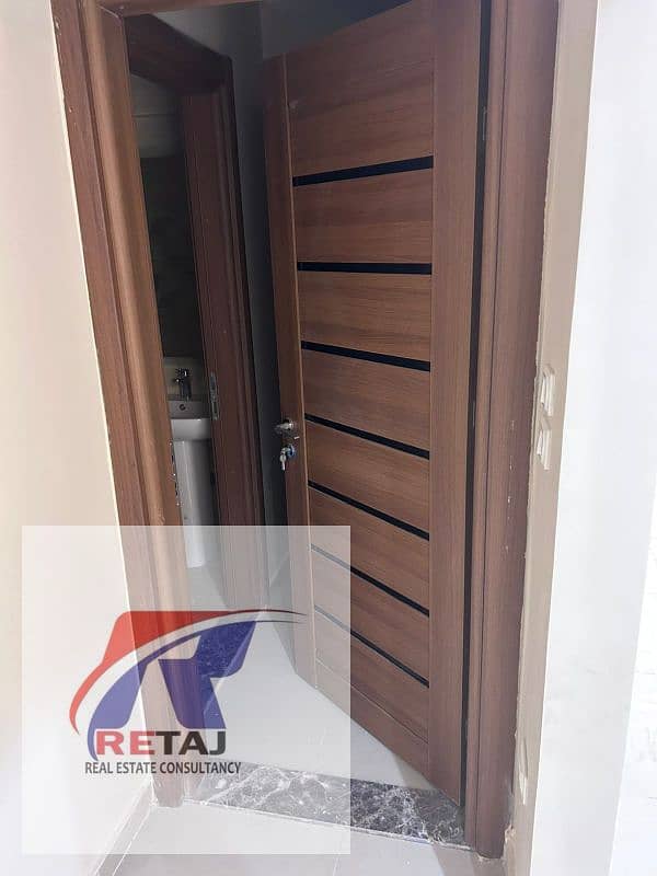 10 WhatsApp Image 2025-11-29 at 4.18. 22 PM (3). jpg