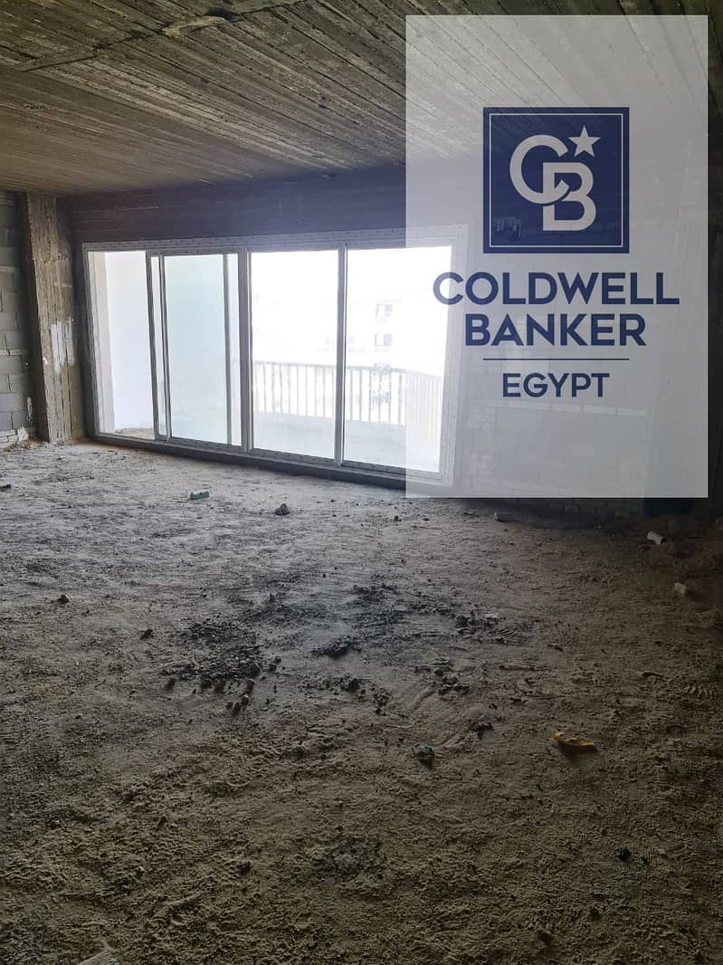 14 0165a3b9-c57c-49a5-bc4c-8bf99bf1dff4. jpeg