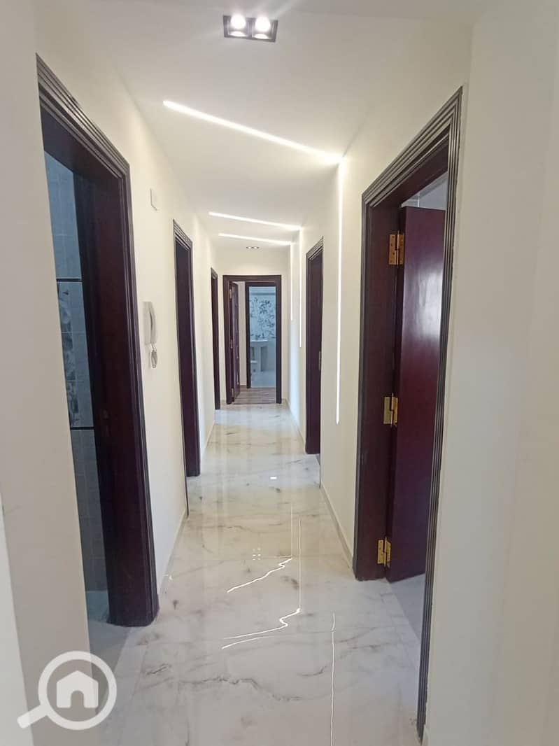 7 81aa8957-d0b9-4c90-808e-8ca26ee06f32. jpeg