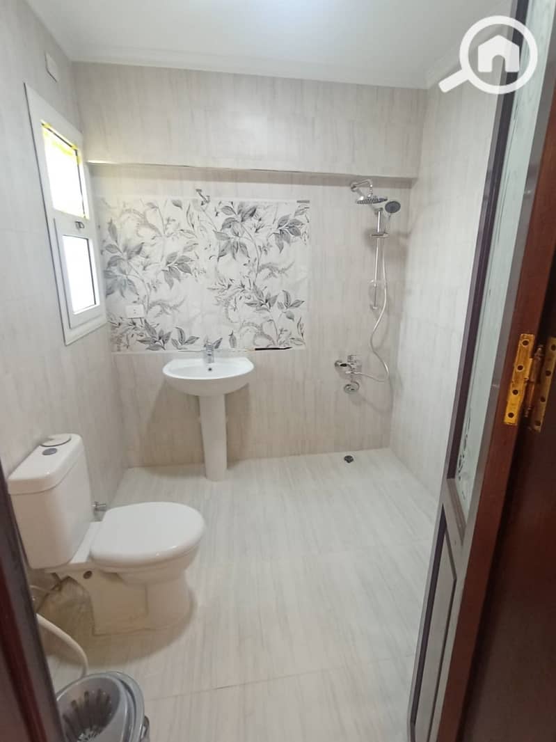 10 fb221ded-cb42-4077-9471-5457e11a82d5. jpeg