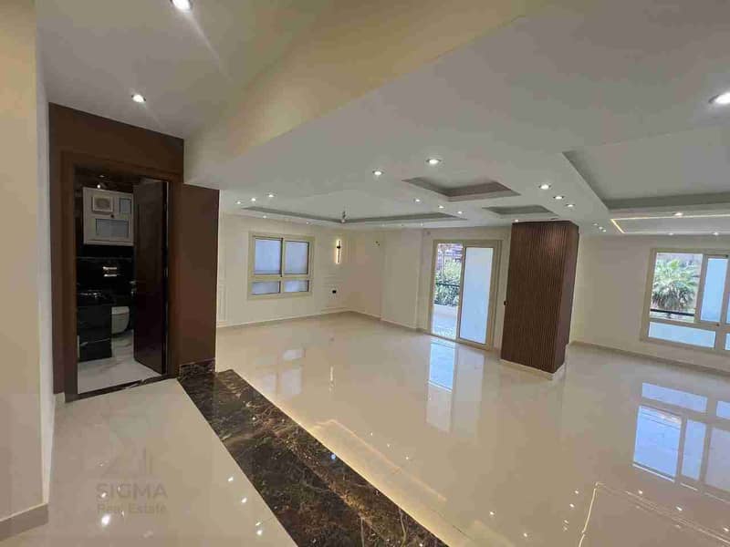 1000371272. jpg 1000371272. jpg