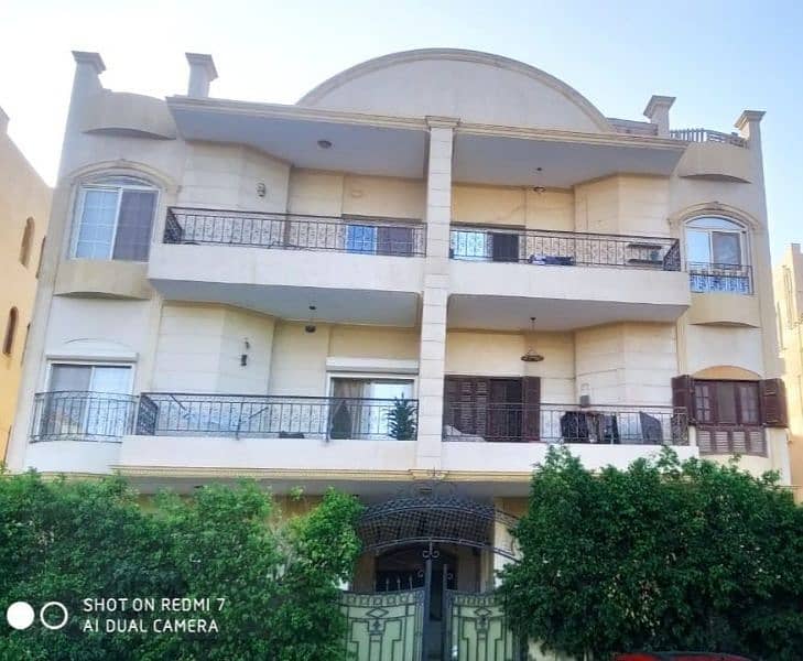 شقه للبيع في التجمع منطقه الياسمين فيلات شقه للبيع في التجمع منطقه الياسمين فيلات