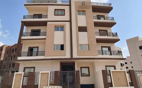 شقة 3 غرف نوم للبيع في القاهرة الجديدة، القاهرة - شقة في النرجس الجديدة اول نمرة علي جمال عبدالناصر