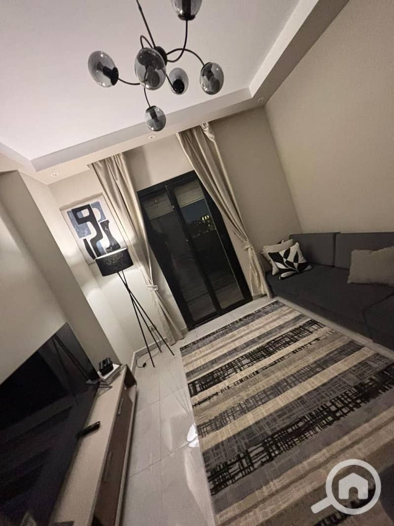 8 4b663adc-768b-4428-a115-7051114a4e7f. jpeg