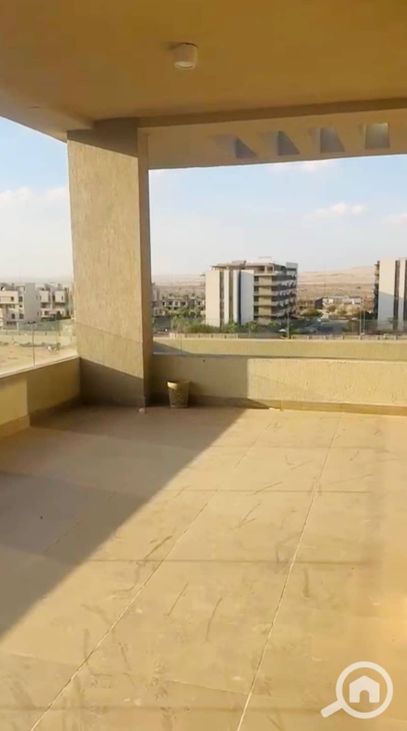 8 WhatsApp Image 2025-12-03 at 15.41. 50. jpeg