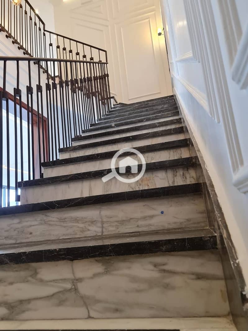 4 5c87504b-2964-4a0f-97d8-02893051a69d. jpeg