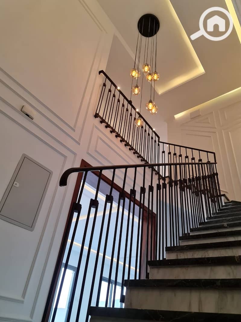 22 50eb00af-a4bf-406e-801a-215f35b3adc4. jpeg