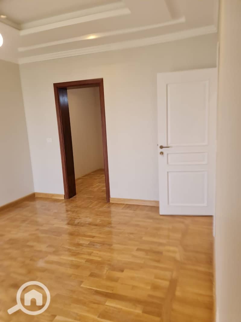 24 a96da9d7-c94d-421e-a530-a81bc66f89f0. jpeg