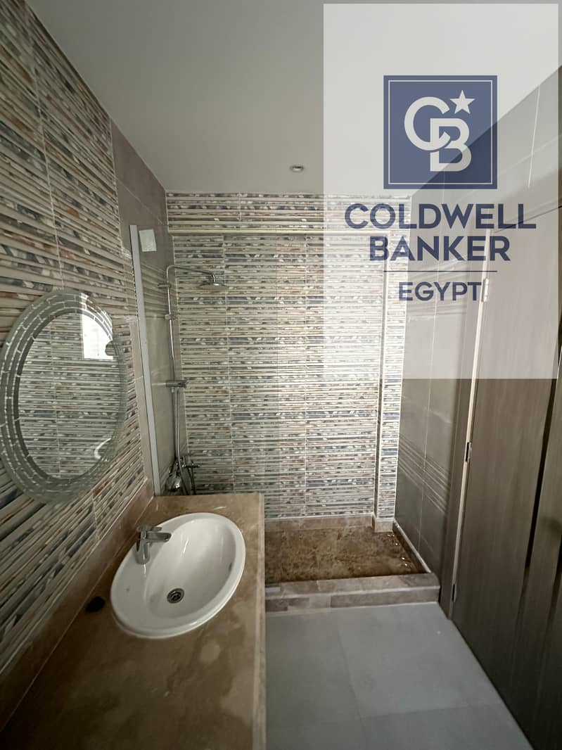 7 6702db68-8b39-428d-be05-4fb95c73cb7e. jpeg