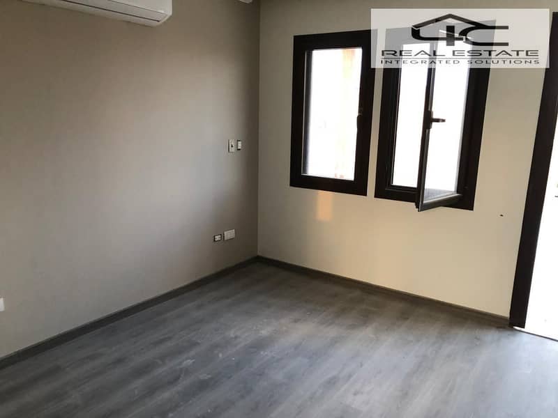 22 WhatsApp Image 2025-12-03 at 16.43. 37 (2). jpeg