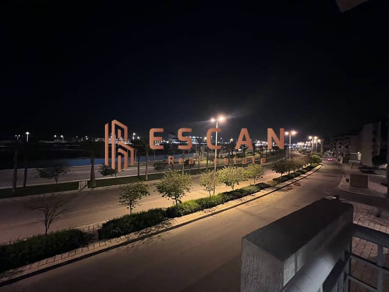 3 0e90ec7d-f098-47e6-b1da-ed10ed943aef. jpg