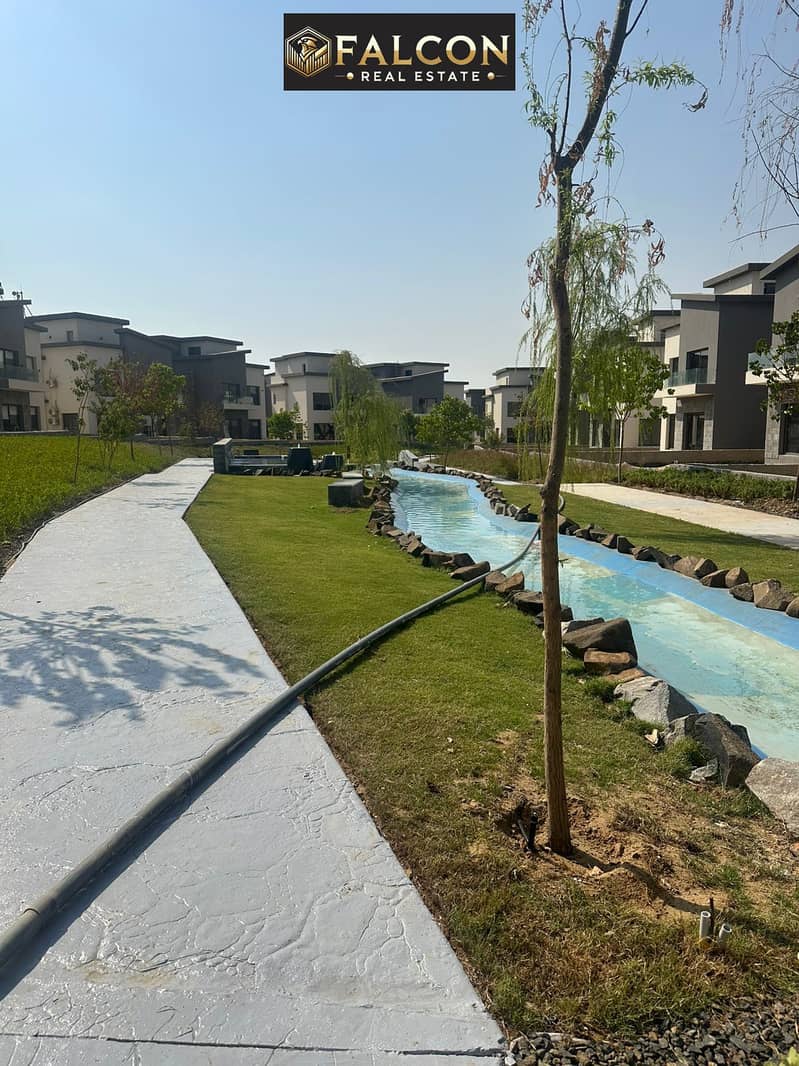 7 b2c54427-ab0d-4ca7-b3f2-30f046f263de. jpg