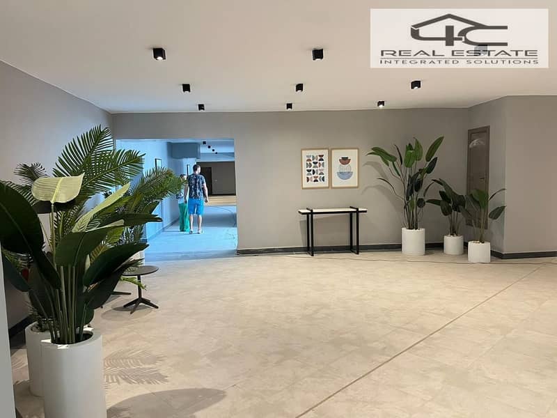 6 93ecc294-75f5-4037-bd3d-819a3fb40e9e. jpg