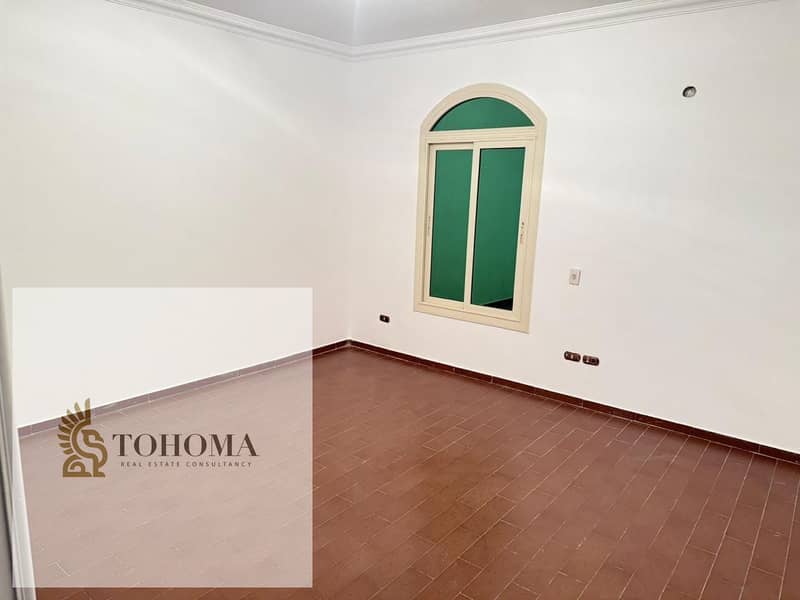 4 5f2bf892-42bf-4399-af80-d6f8d1d9070c. jpg