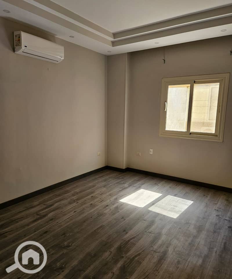 8 WhatsApp Image 2025-12-03 at 7.34. 36 PM. jpeg