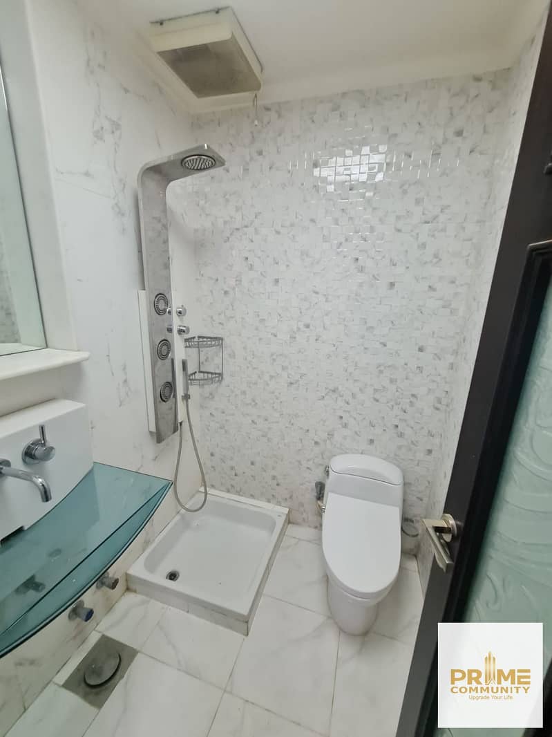 11 WhatsApp Image 2025-12-03 at 17.02. 33_be808bf0. jpg