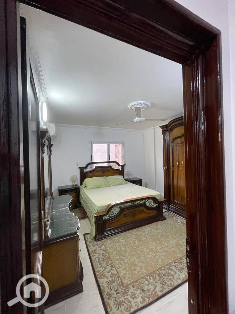 4 d760b877-fd4e-4703-b20c-1263d4e88819. jpg