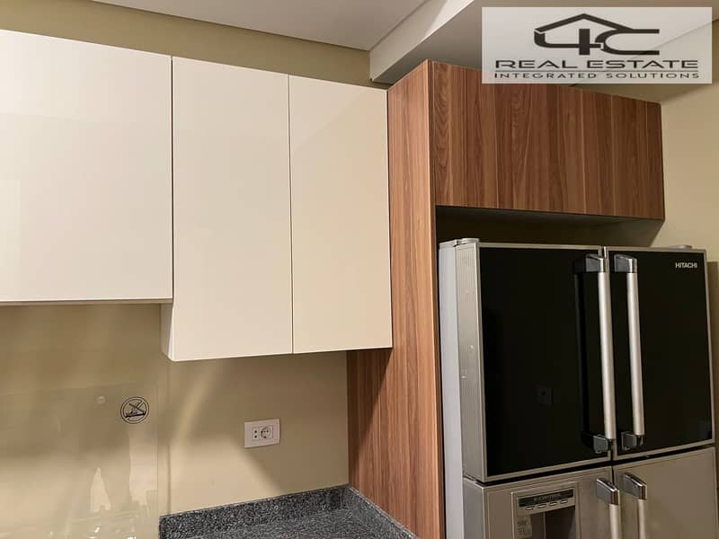 11 WhatsApp Image 2025-12-03 at 14.37. 38 (2). jpeg